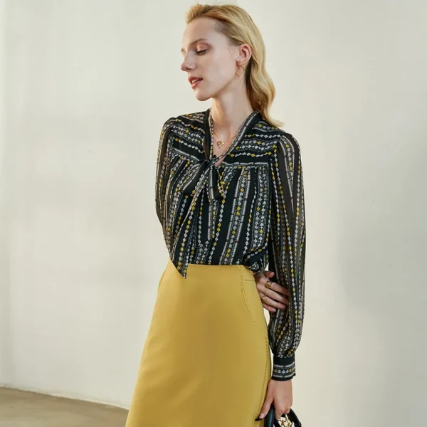 Vintage puff long sleeve blouse with tied collar
