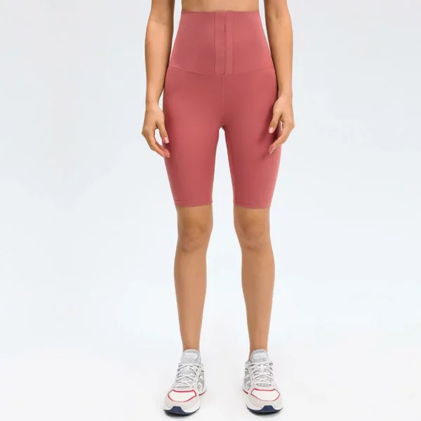 Double-breasted fastenings training shorts