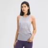 Woman gym back knot sports tank top - Image 2
