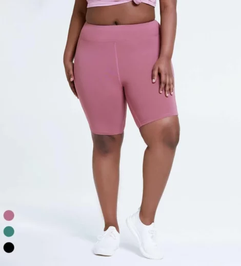 Short cropped workout leggings with side pockets