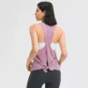 Woman gym back knot sports tank top - Image 4