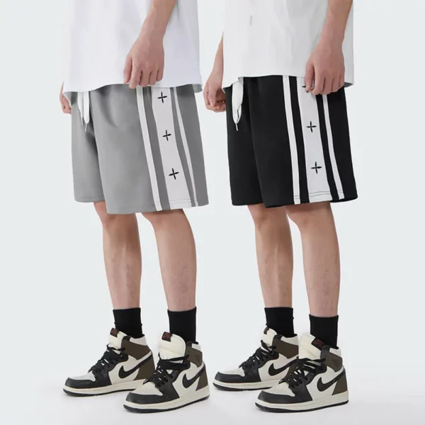 Mens relaxed fit shorts with embroidery stripe
