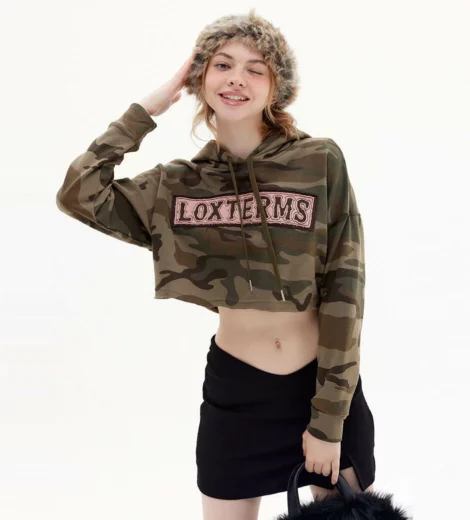 Women’s camo printing cropped pullover hoodie wholesale