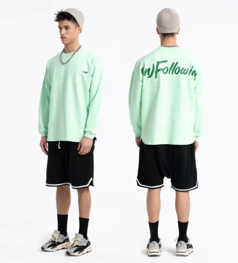 Custom embroidery and silk screen printing crew neck jumper