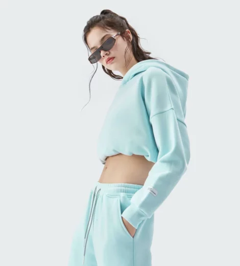 Customized fleece womens cropped hoodie manufacture in China
