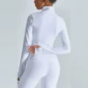 Sport jacket thumb hole zipper up for woman made in China - Image 4