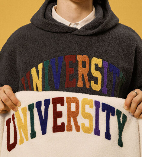 Mens polar fleece hoodie with customized chenille logo oem