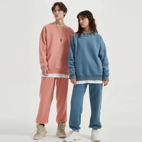 Custom couple tracksuit unisex loose fit tracksuit