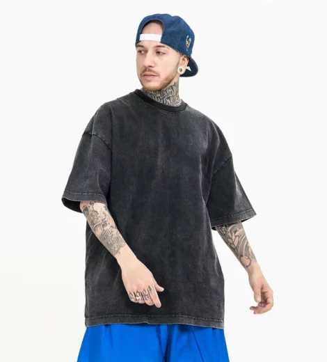 Heavyweight oversized acid wash t shirt