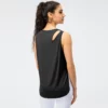 Women split hem sports tank top - Image 13