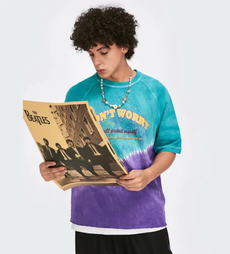 Custom tie dye t shirt with silk screen printing