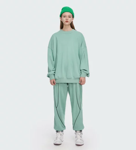 Custom logo winter crew neck tracksuit wholesale China