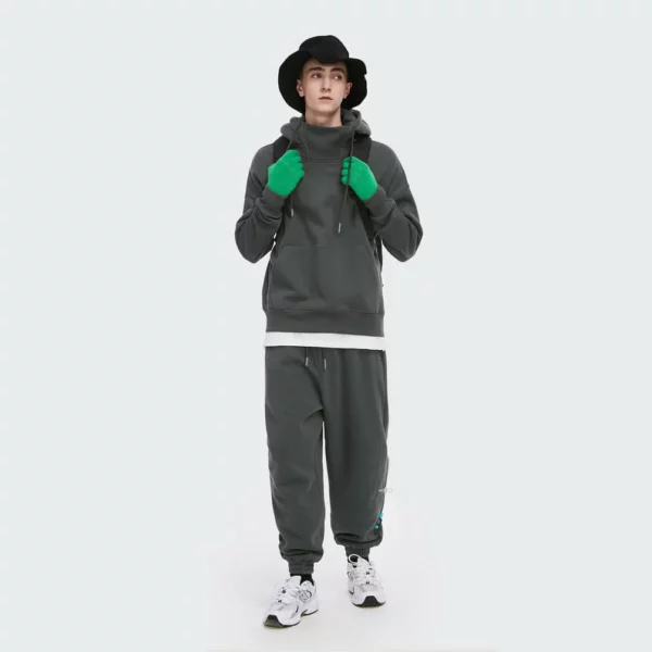 Customized sport tracksuits for men