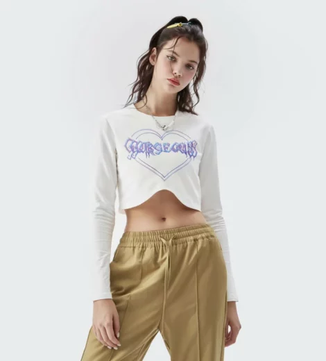 Custom DTG printing long sleeve cropped t-shirt for gilrs