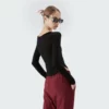womens curved hem slim fit cropped top t-shirt wholesale - Image 4
